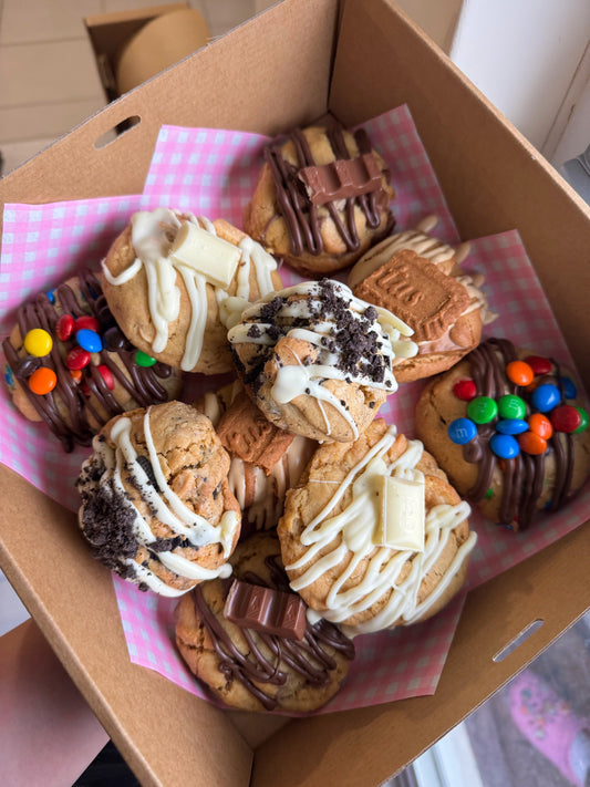 Mini Chunky Cookies box of 10